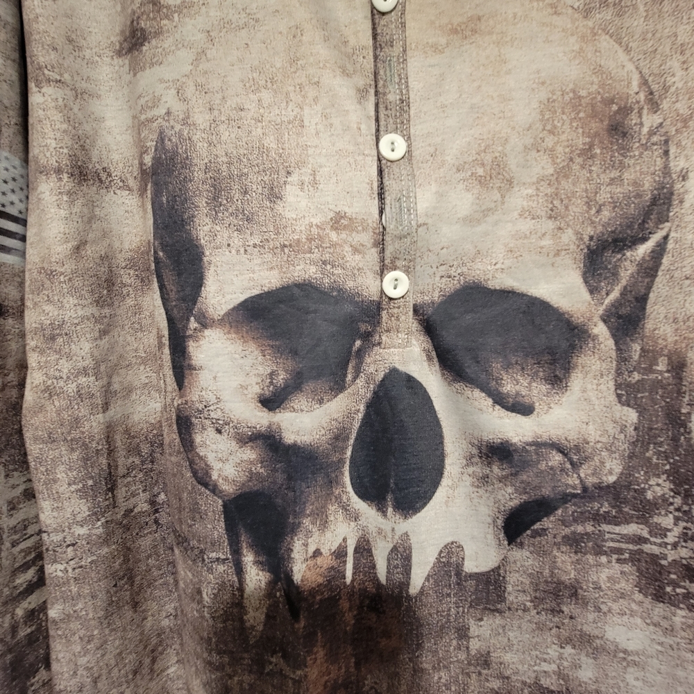 Jellybuddy Men's long sleeve skull shirt. New. Small - Picture 4 of 5